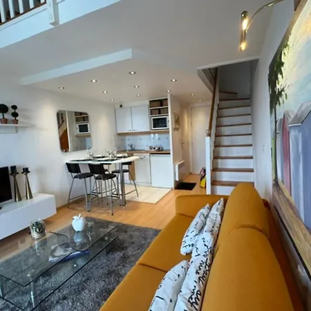 With Sea View Terrace And Swimming Pool Dives-sur-Mer