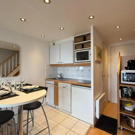 With Sea View Terrace And Swimming Pool Apartman Dives-sur-Mer
